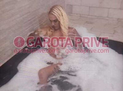 Camila Trans Gata dotada, loira transex sem frescuras
