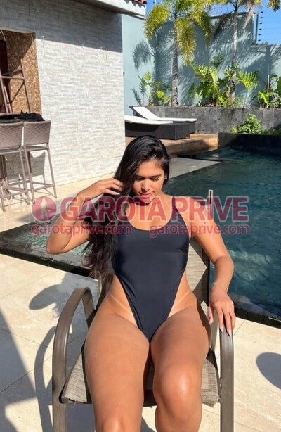 Amanda Amanda novinha disponível agora